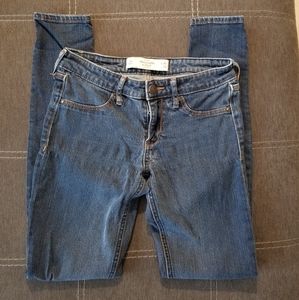 Dark Wash Abercrombie & Fitch Jean's